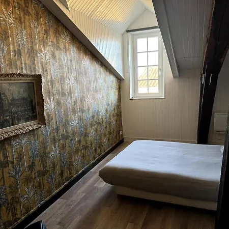 Appartamento ღ Merciers Duplex de charme au centre historique La Rochelle (Charente-Maritime)