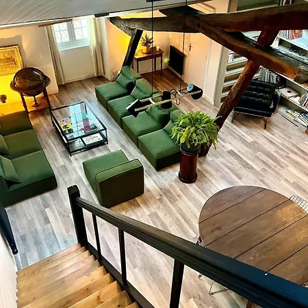 Appartamento ღ Merciers Duplex de charme au centre historique