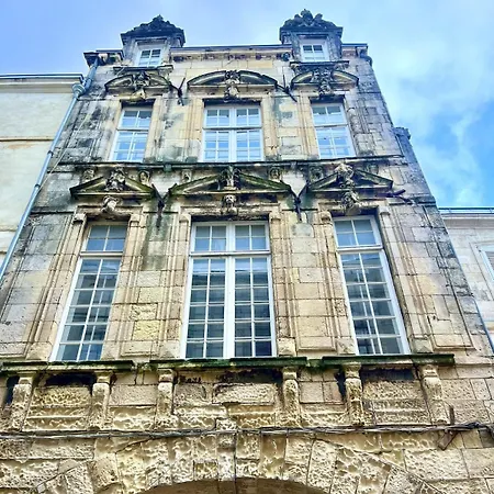 Apartment ღ Merciers Duplex de charme au centre historique La Rochelle (Charente-Maritime)